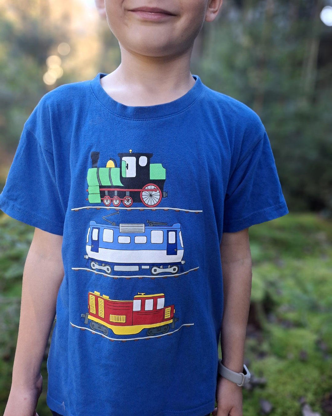 Dětské tričko s vlakem parní mašinka modré Hravé stroje